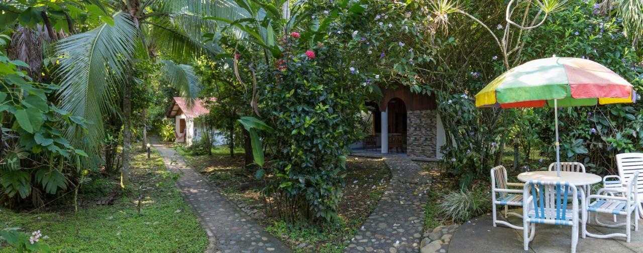 Villa Cabinas Iguana Cahuita Extérieur photo